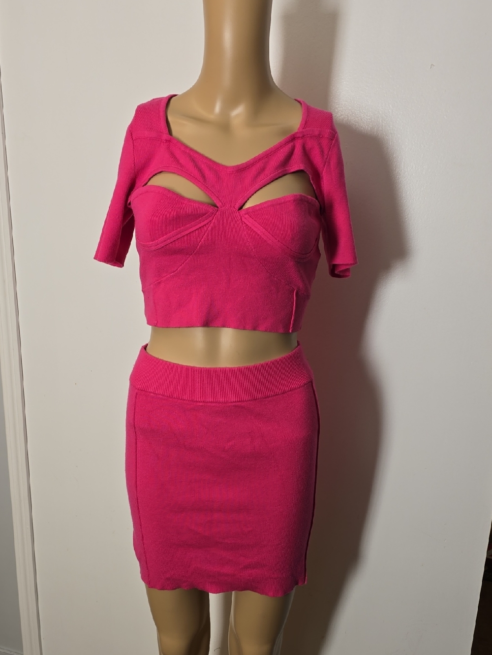 DOLLS KILL Fuchsia Knit Cutout Crop Top & Pencil Skirt Set - Small